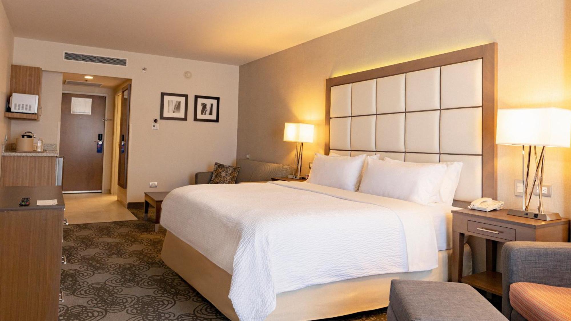 Holiday Inn Express & Suites Chihuahua Juventud By Ihg Kültér fotó